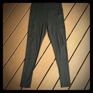 Victoria’s Secret Essential Legging